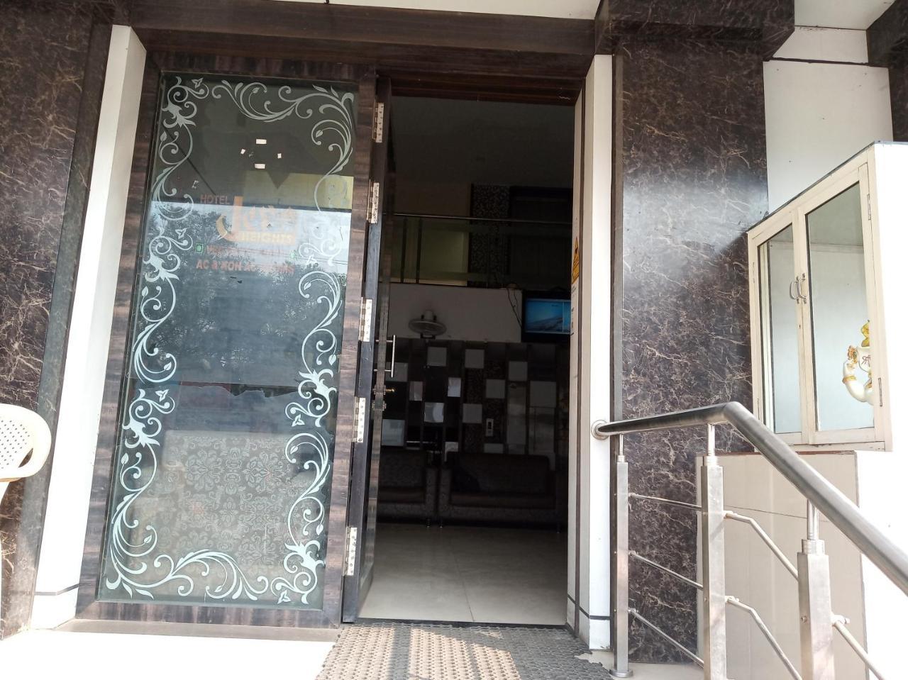 Dev Heights 호텔 Jālgaon 외부 사진